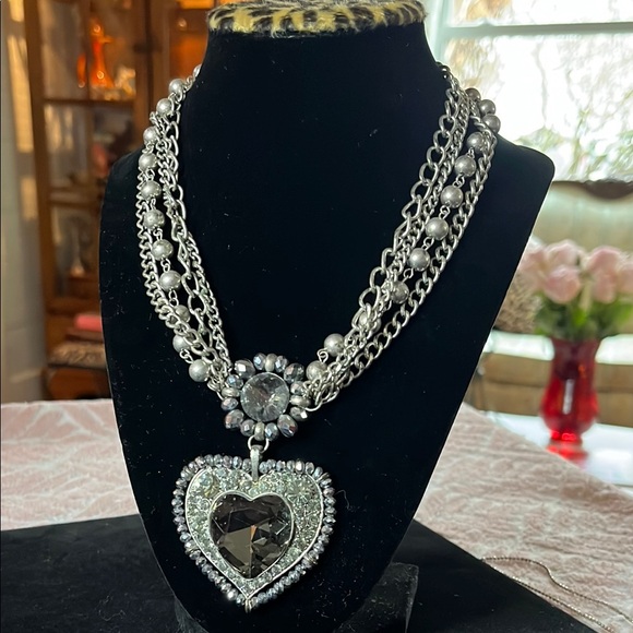 Silver Layered Heart Pendant Necklace - Picture 1 of 4